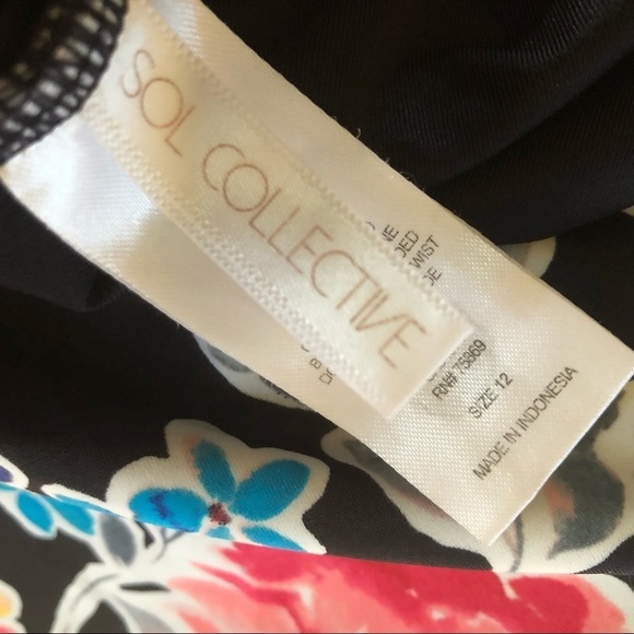 Sol Collective Bold Bloom 1 piece Swimsuit - Picture 7 of 7